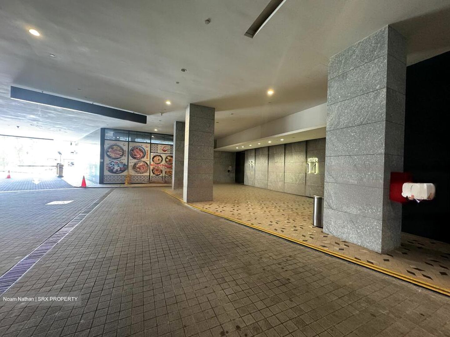 The Venue Shoppes (D13), Retail #473865891